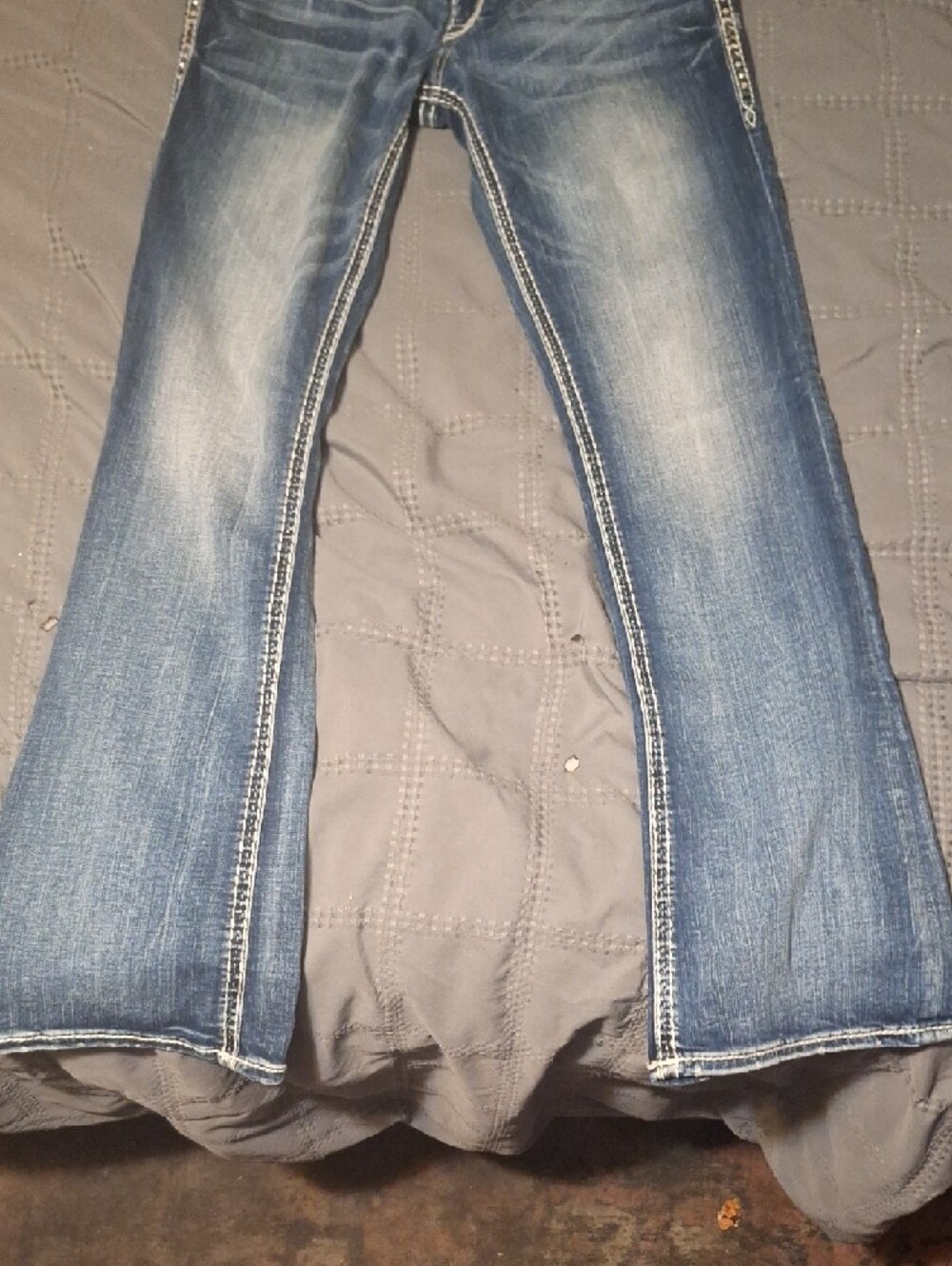 Rock Revival Women's Blue Embellished Pocket "Yui"Skinny Jeans - Picture 4 of 7